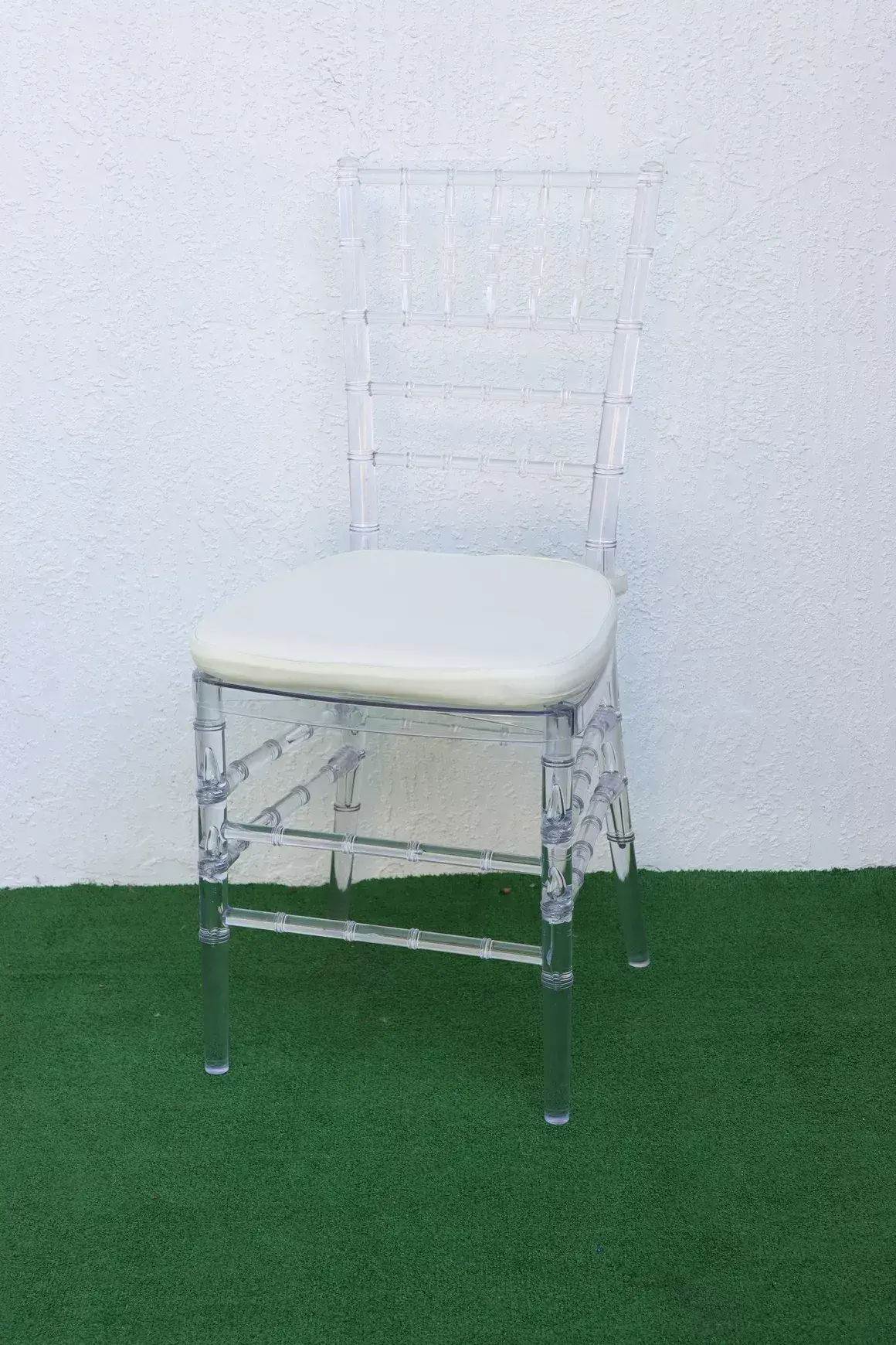 Premium Clear Chiavari Chair with Ivory Cushion