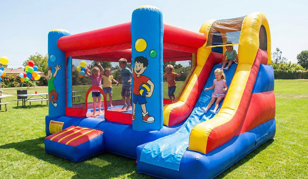 Classic Castle 3 13' x 13' Bounce House
